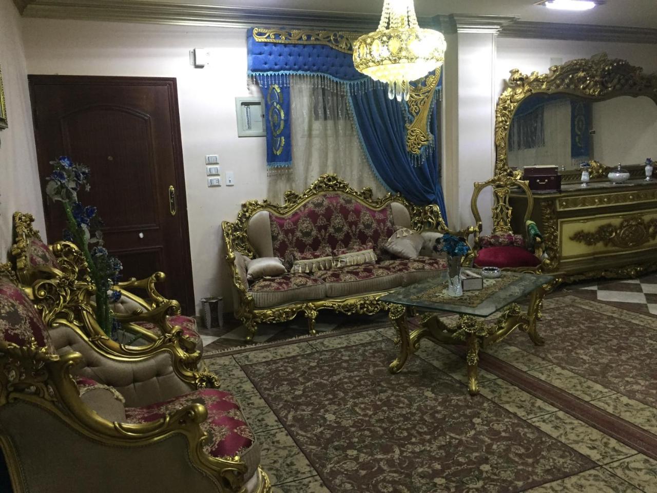 Authentic Pyramid Lifestyle Apartment Cairo